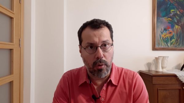 4 YIL İLERİ GİDERSEK 10 YIL GERİ GELECEĞİZ.