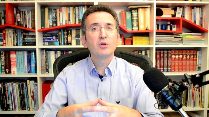 Dolar Yatay, Altın Güçlü, Borsa Aşırı Satışta