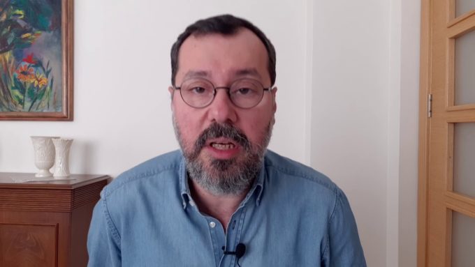 DOLAR DÜŞMEYE DEVAM EDİYOR.