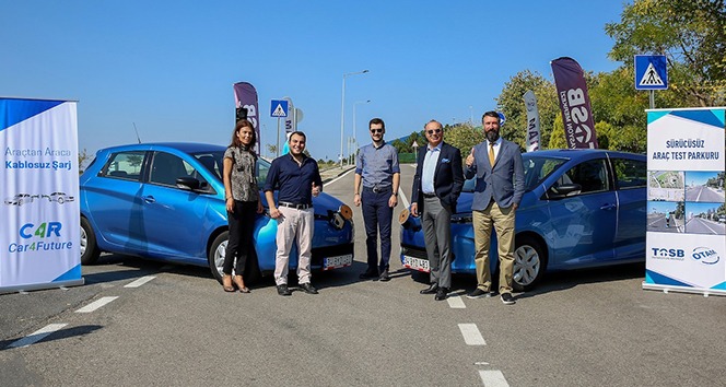 Kablosuz paylaşımlı şarj teknolojisi, sürücüsüz araç test parkurunda