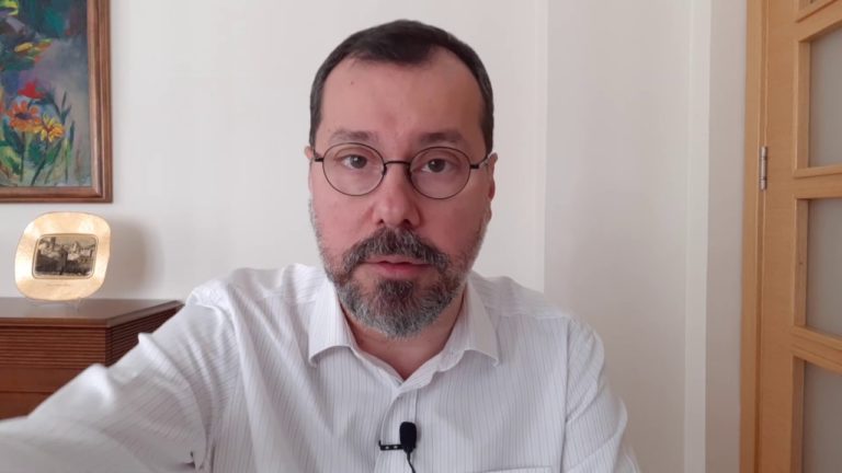 LÜTFEN BU VİDEOYU İZLEYİN ve PAYLAŞIN.