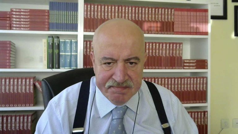 Han-ı Yağma - 4 İntihar