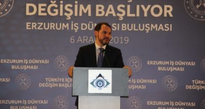 Bakan Albayrak: “Bir sene önce dolara güvenenlerin şimdiki halini sormak lazım”