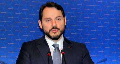 Bakan Albayrak: '2 yıllık gösterge faizde Kasım 2016’dan bu yana ilk kez tek haneyi yakaladık'