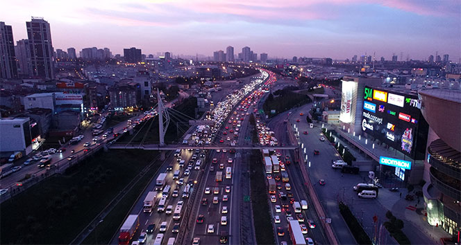 İstanbul’un araç sayısı 21 ilin nüfusu kadar