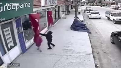 Türk Milleti Tek Yürek!