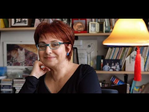 Türk Edebiyat Dünyasına "Buket Uzuner" İmzası