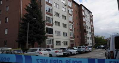 Apartman görevlisinin Korona testi pozitif çıkınca 119 kişi karantina altına alındı