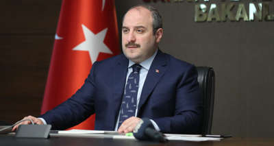 Bakan Varank: 'Otomotiv ana fabrikalarının tümü ve tekstil fabrikalarının bir kısmı yeniden üretime döndü'