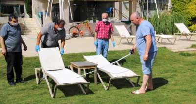 Otellerde sosyal mesafe ölçümleri yapılıyor