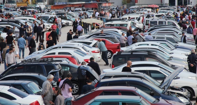 İkinci el araçların pahalı olması vatandaşları araç kiralamaya yöneltiyor