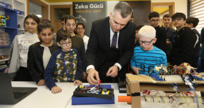 Turkcell, teknoloji ile sosyal bariyerleri aşmaya devam ediyor