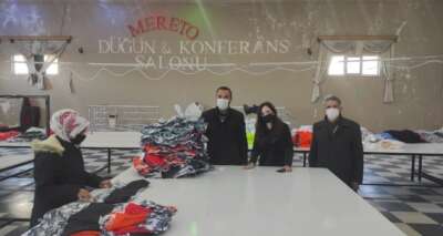 Faaliyeti durdurulan düğün salonu tekstil fabrikasına dönüştürüldü, 120 kişi iş sahibi oldu