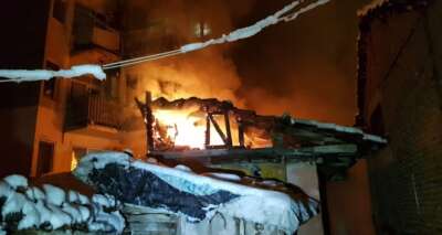 İki katlı müstakil evde yangın paniği