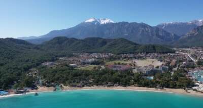 Kemer pandemiye rağmen 1 milyon turist ağırladı