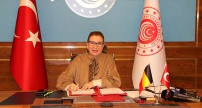 Ticaret Bakanı Pekcan'dan esnafa müjde