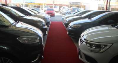 İkinci el araç piyasasında düşüş sürüyor