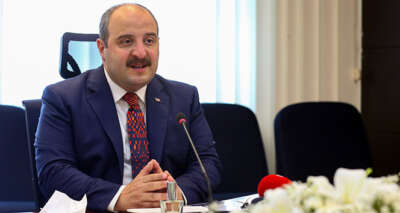 Bakan Varank: Finansal piyasalardaki dalgalanmalar ekonomimizin gerçekleriyle örtüşmüyor