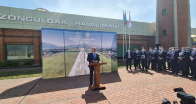 Bakan Karaismailoğlu uzatılan pistin açılışını yaptı