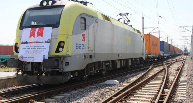 41 vagonlu 2 ihracat treni Kocaeli'den yola çıktı