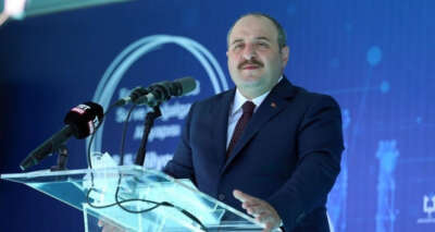 Bakan Varank'tan büyüme açıklaması: Hedefimiz üreterek sağlıklı büyümek