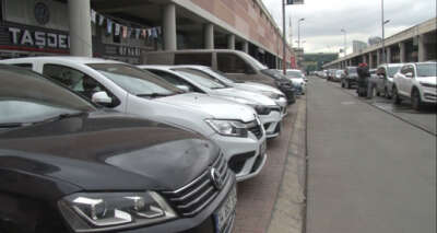 Yaprak kıpırdamayan ikinci el oto piyasasında normalleşmeyle birlikte hareketlilik bekleniyor