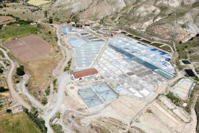 Bunaltıcı sıcaklar 3 bin yıllık 'Kemah tuzu'na bereket getirdi