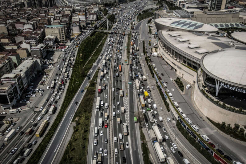 İstanbul’daki araç yoğunluğu yüzde 7 arttı