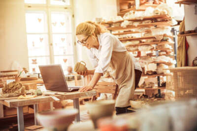 Türk Telekom, evdeki girişimcileri destekliyor