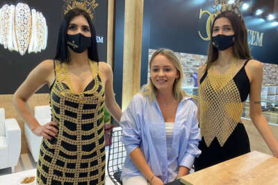 Milyonluk altınlar sergilendi, tarihi Dört Ayaklı Minare ve kıyafet gözleri kamaştırdı