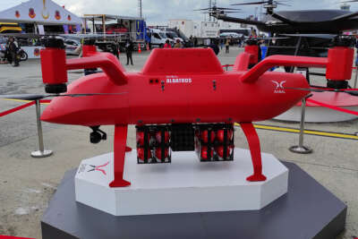 Türk firmasının geliştirdiği yangınla mücadele İHA'sı TEKNOFEST'te