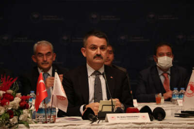 Bakan Pakdemirli: "Mersin son 19 yılda üretimini 9 misli artırdı"