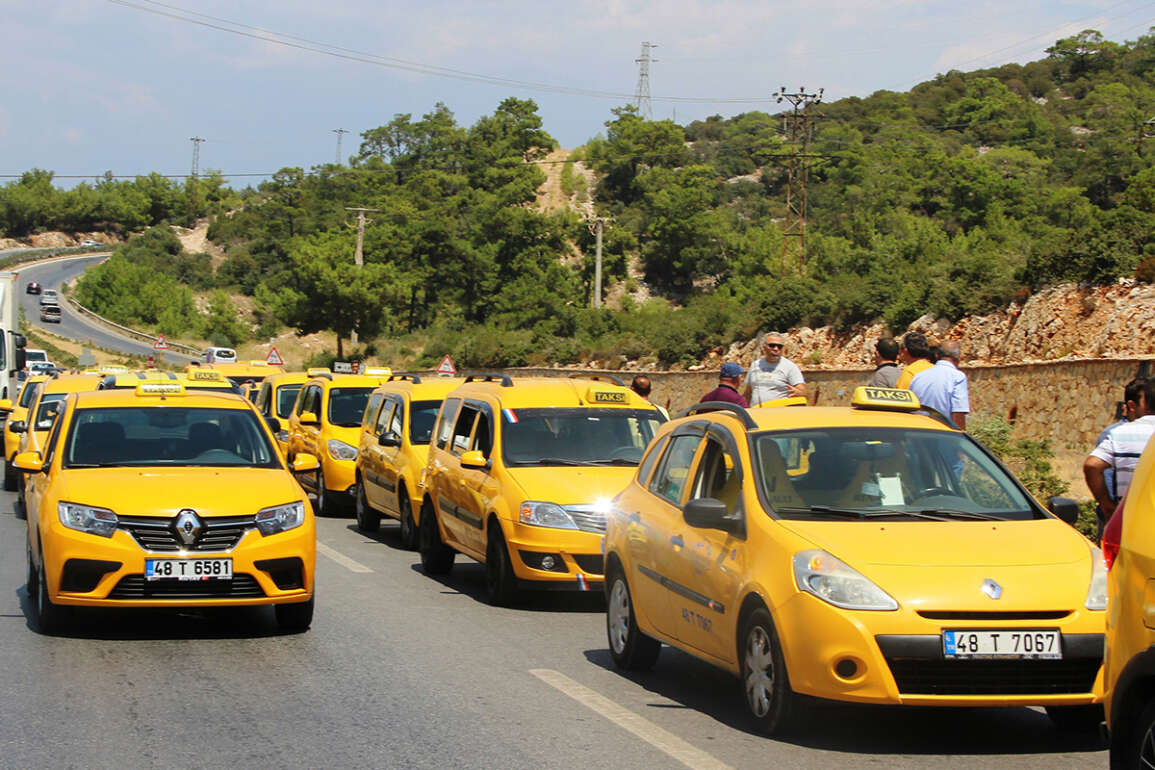 Muğla’da ticari taksilere uyarı