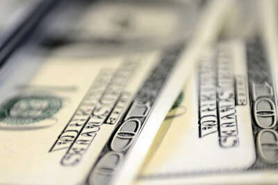 Dolar 11,09 seviyesinde