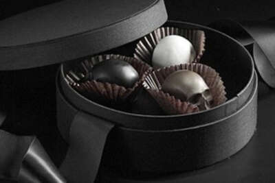 Lüks sokak markasından yeni yıla özel hediyeler