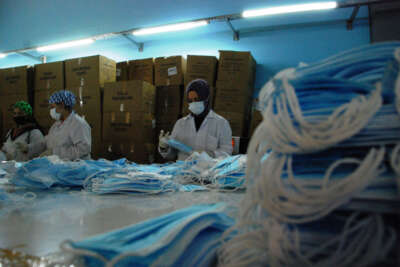 Meslek lisesini maske fabrikasına çevirdiler, 2 yılda 7 milyonluk ciro yaptılar