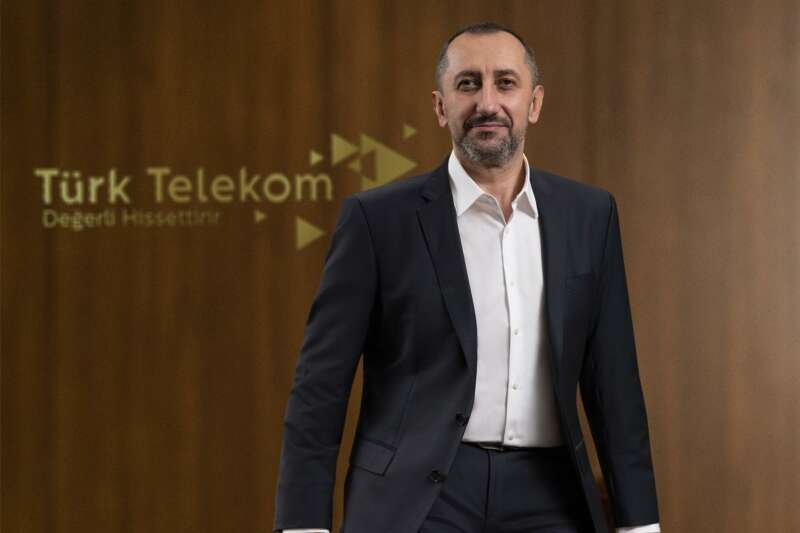 Türk Telekom CEO’su Önal: 'Global iş birliklerimizi geliştiriyor, yerli teknolojileri dünyaya tanıtıyoruz'