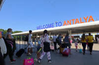 Antalya Havalimanından rekor: Bir günde bin 3 uçak inip kalktı
