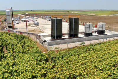 Bakan Dönmez: 'Enerjide dışa bağımlılığımızı azaltacak her bir varile ihtiyacımız var'