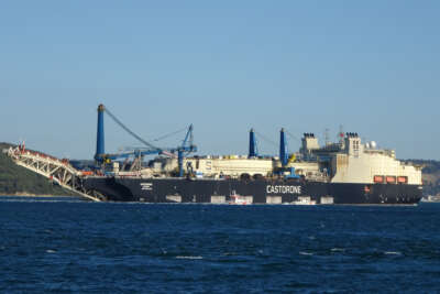 'Castorone' isimli gemi Çanakkale Boğazı'ndan geçti