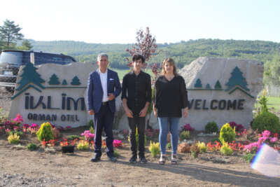 Çocukluk hayalini gerçekleştirdi, köyüne otel yaptı