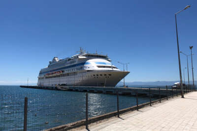 Rusya'dan gelen kruvaziyer gemi Sinop'ta