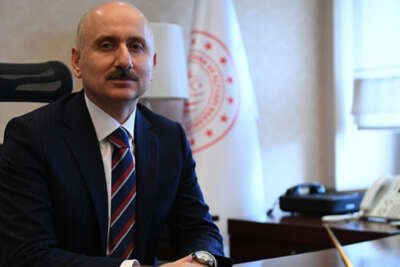 Ulaştırma ve Altyapı Bakanı Karaismailoğlu: 'İlk 6 ayda 75 milyondan fazla yolcu hava yoluyla seyahat etti'