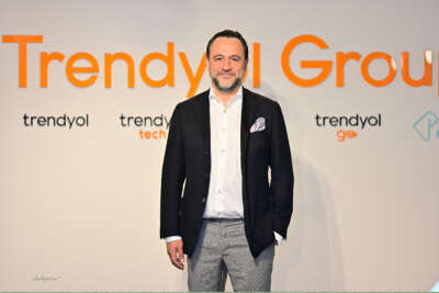 Refik Anadol’un ‘Makine Hatıraları: Uzay’ sergisi TEKNOFEST’te