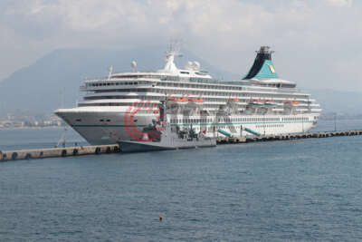 835 yolculu kruvaziyer Alanya limanına yanaştı