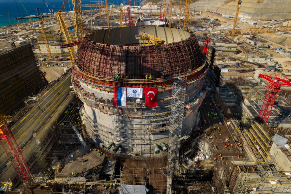 Akkuyu NGS'de test edilecek nükleer yakıt simülatörleri Türkiye'ye gönderildi