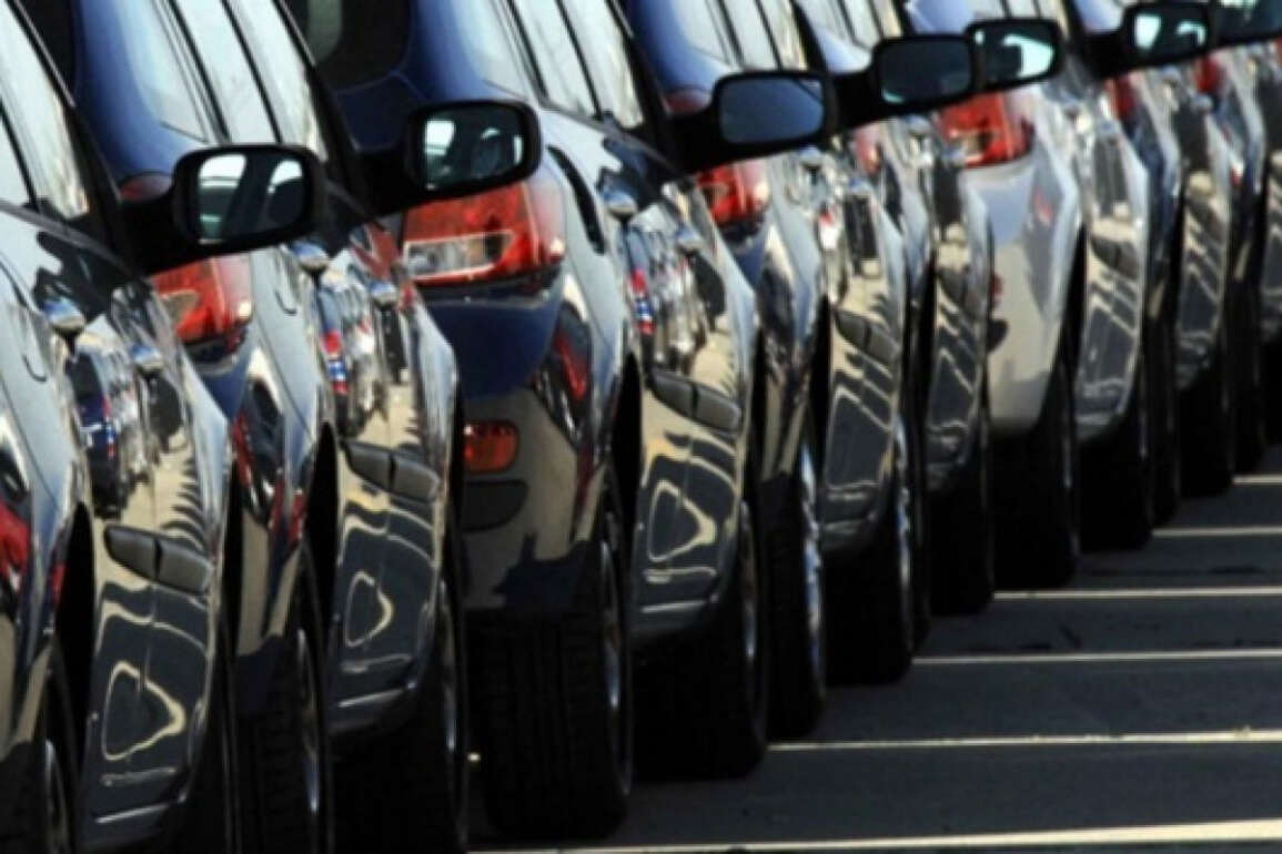 Otomobil ve hafif ticari pazarı Ekim'de yüzde 14,9 arttı
